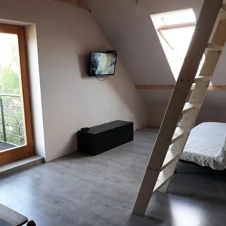 Velencesun Medences Apartman Haz * Velence