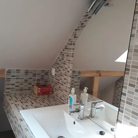 Apartment Velencesun Medences Apartman Haz