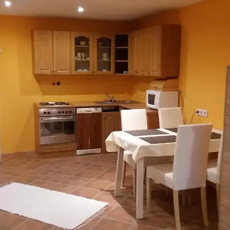 Velencesun Medences Apartman Haz *