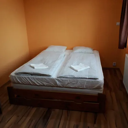 Velencesun Medences Apartman Haz Apartment *